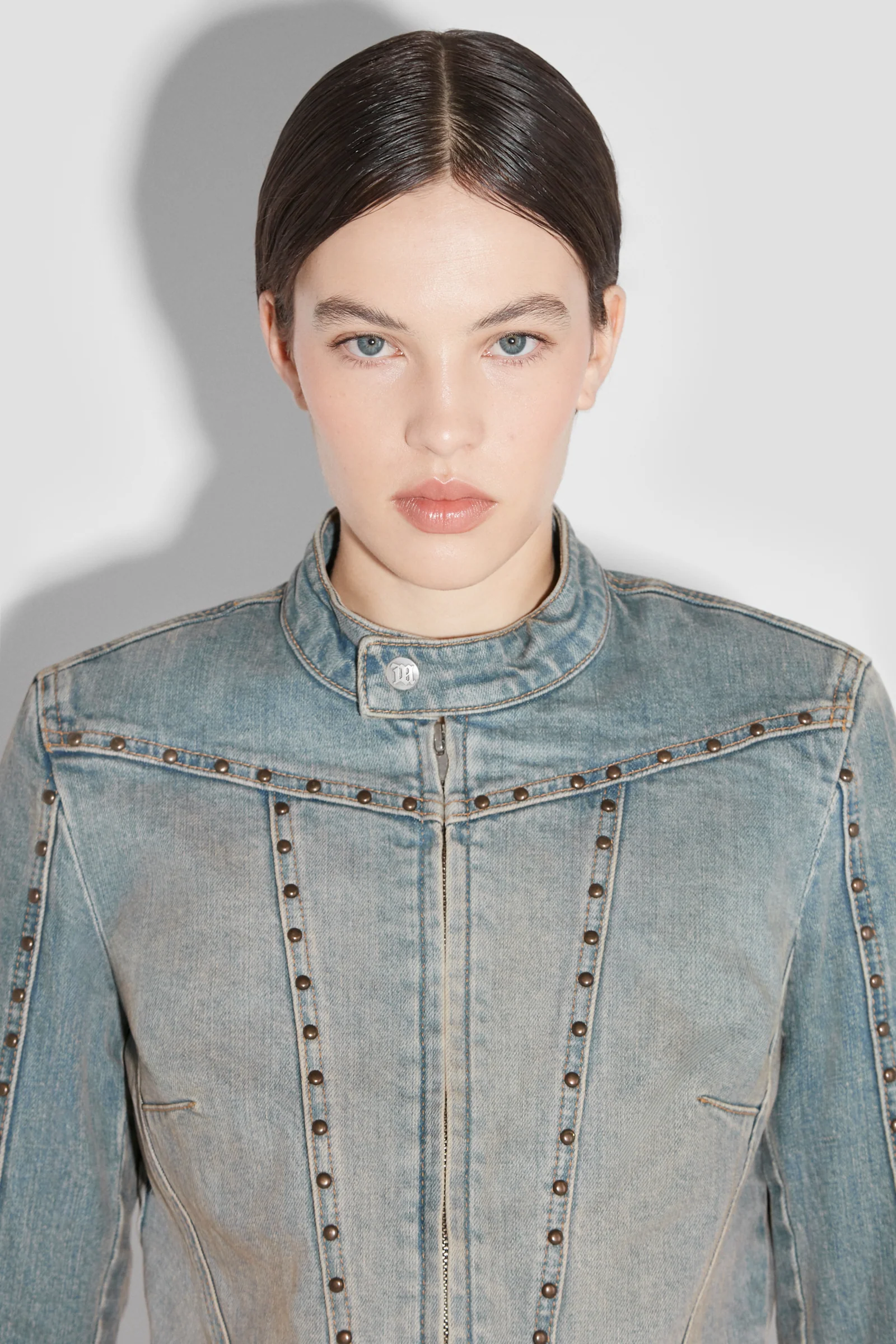 Sunset Wash Denim Jacket With Studs - Image 5